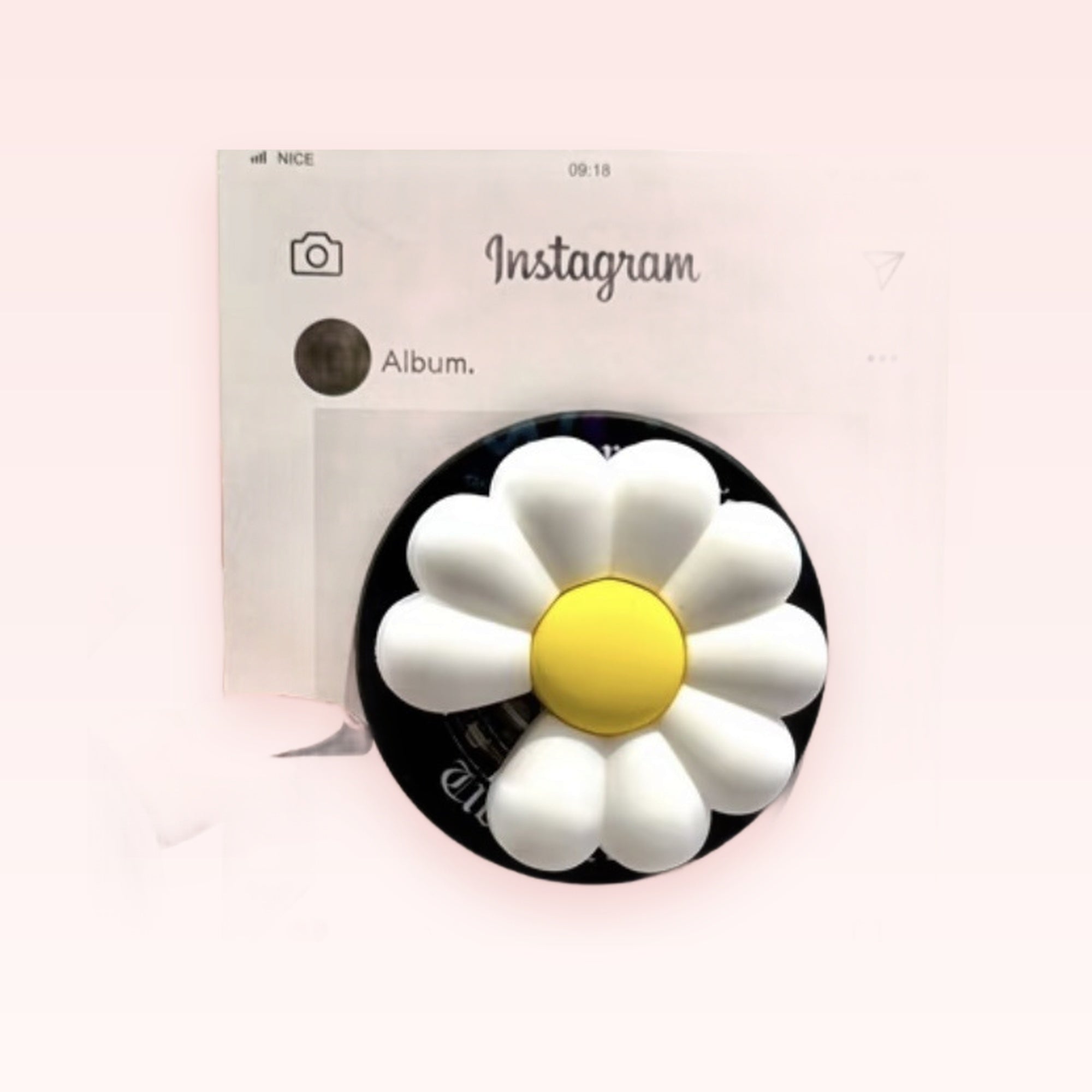 Cute White Daisy Flower Phone Grip | Kawaii Pop Socket Stand