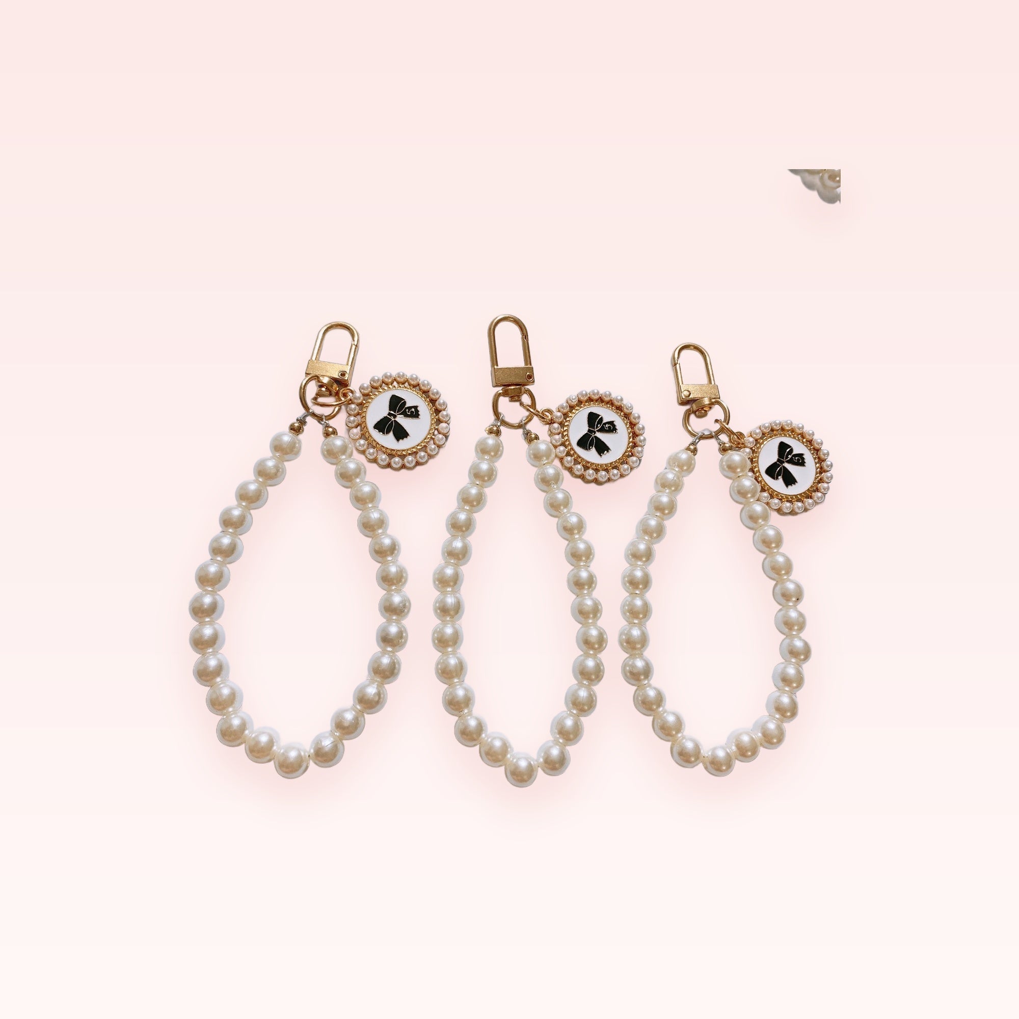 Amazon.com: Imination Pearl Beads Keychain Elegant | SIMPLYBUBBI Phone Charm