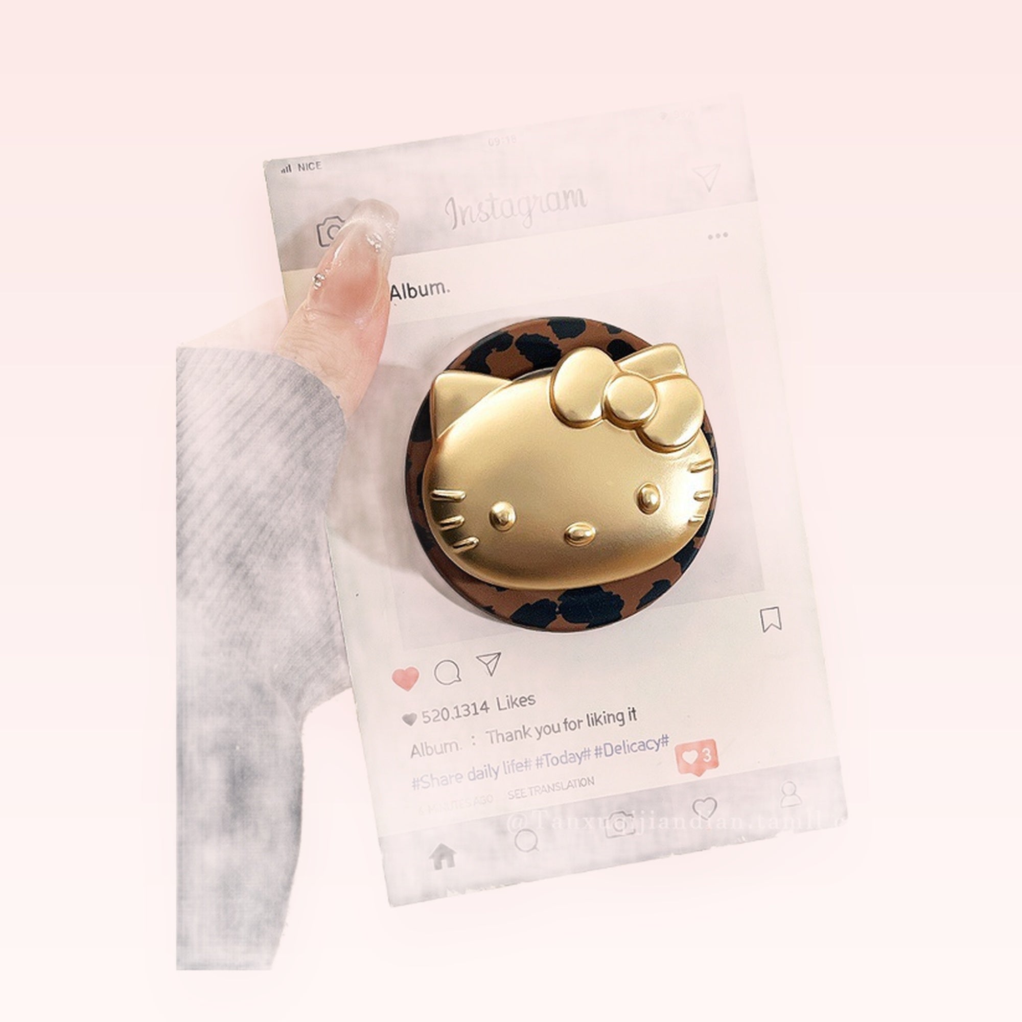 Gold Hello Kitty Leopard Print Phone Grip | Cute Pop Socket Stand