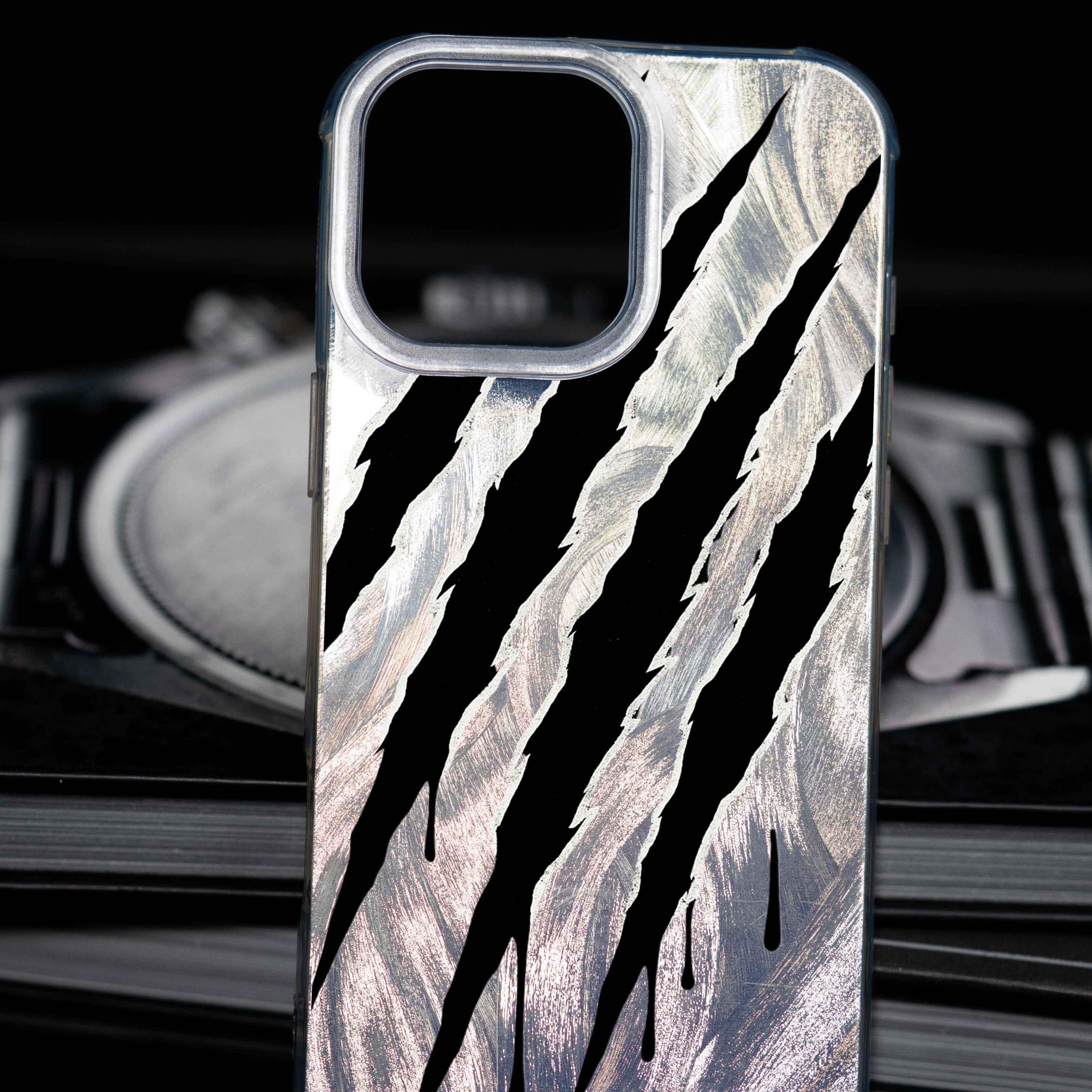 SLASHCORE [LUXE]