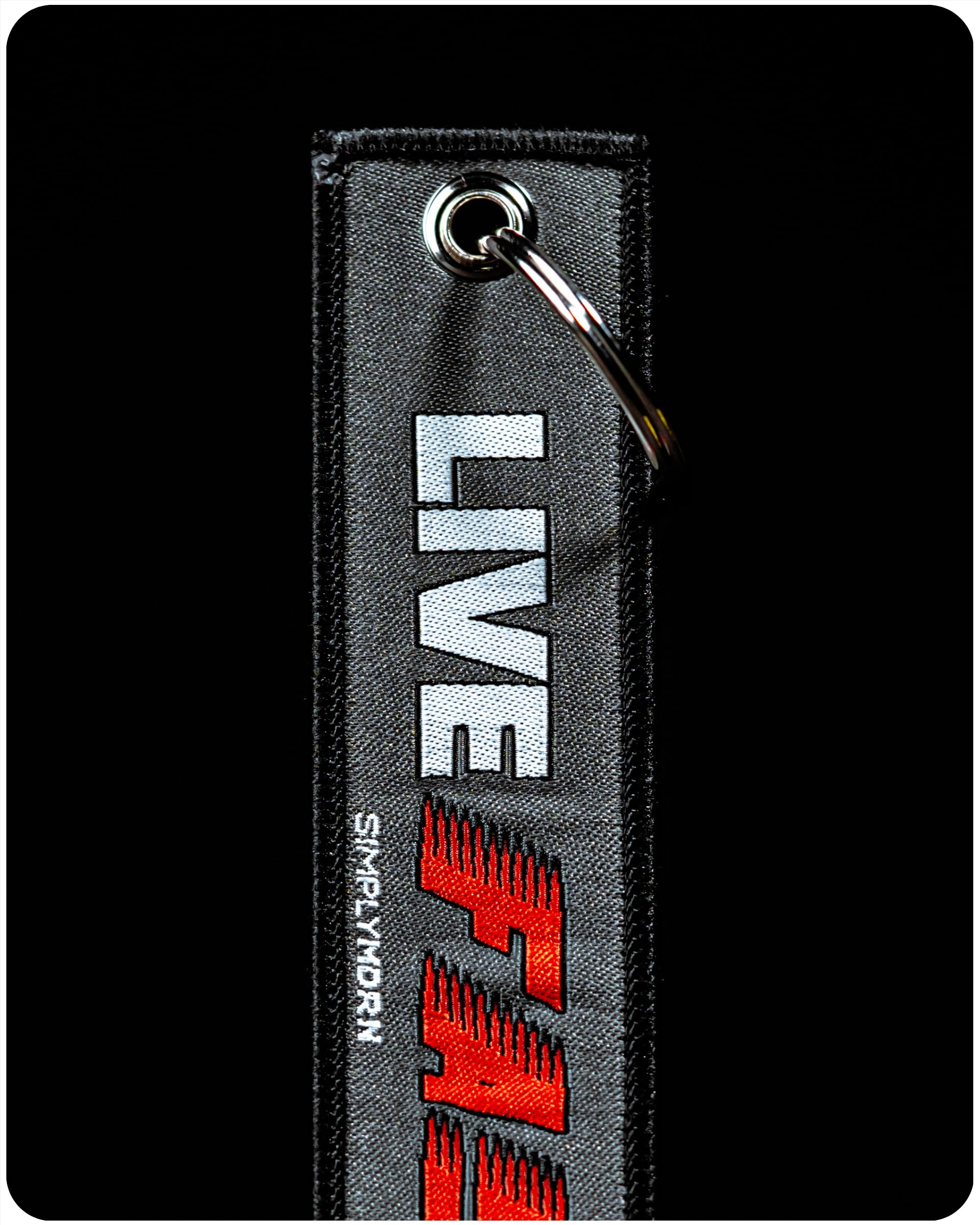 LIVE FAST [KEYCHAIN]
