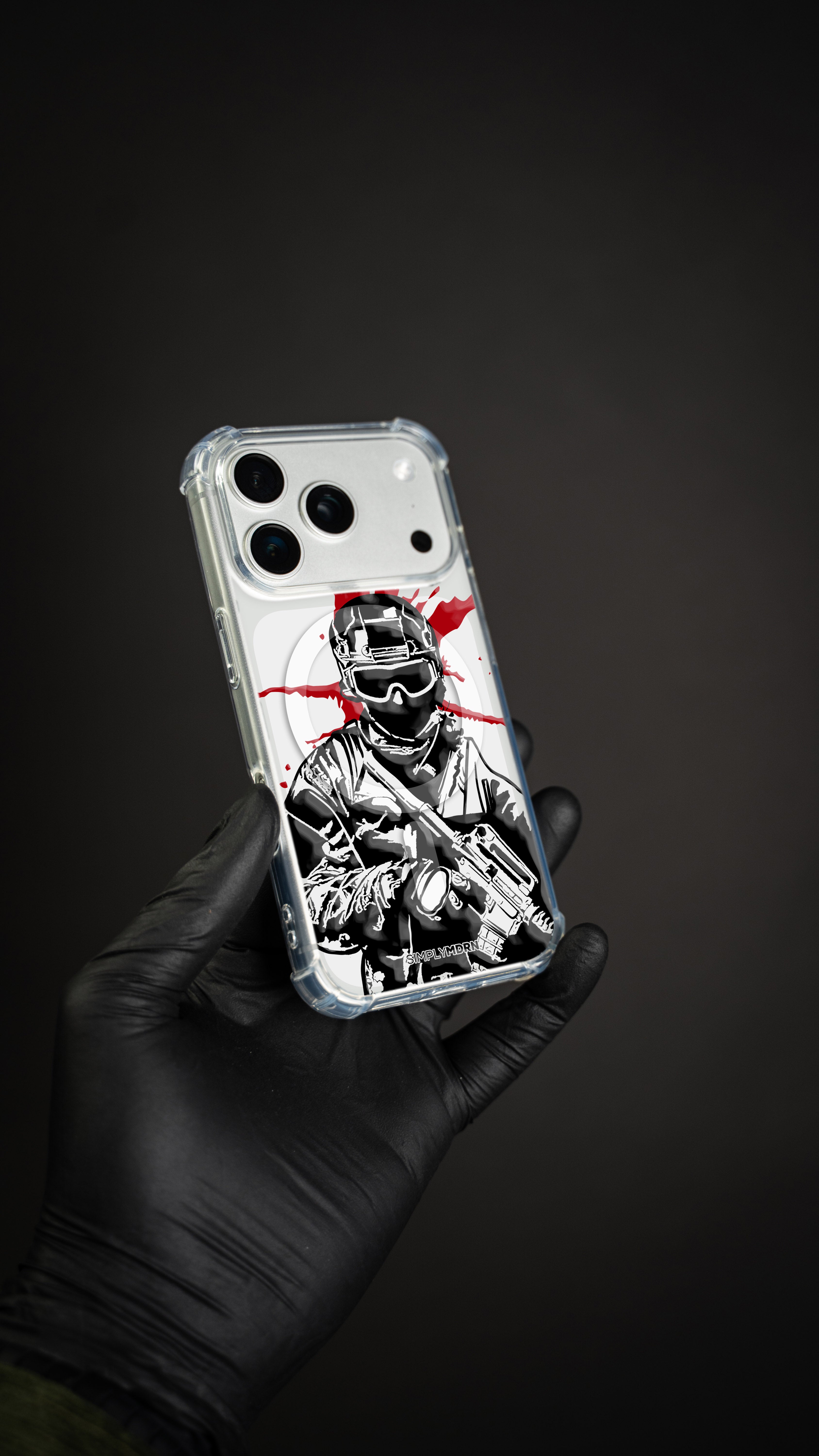 ARMED [CLEAR MAGSAFE]