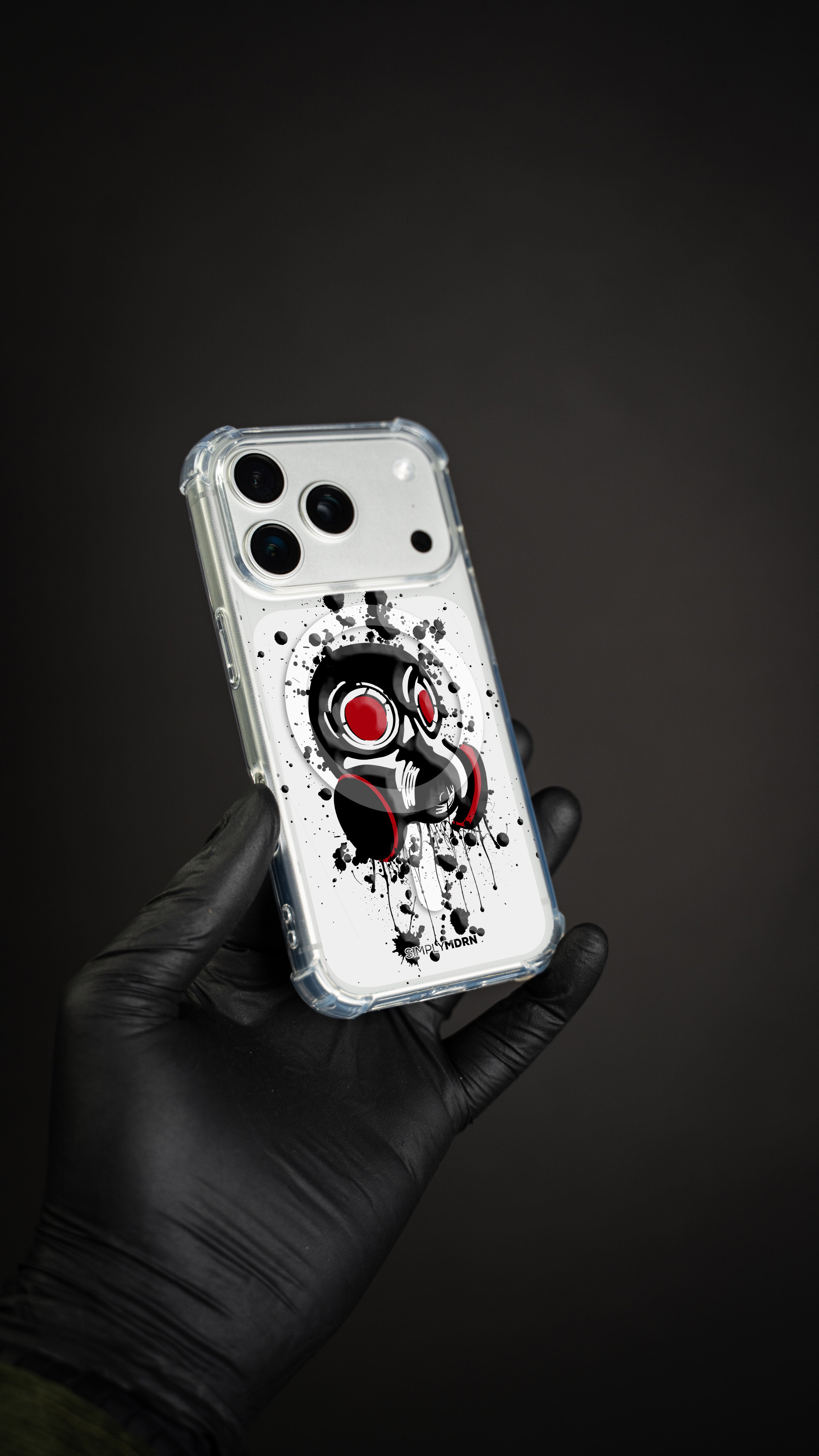 HAZARDOUS [CLEAR MAGSAFE]