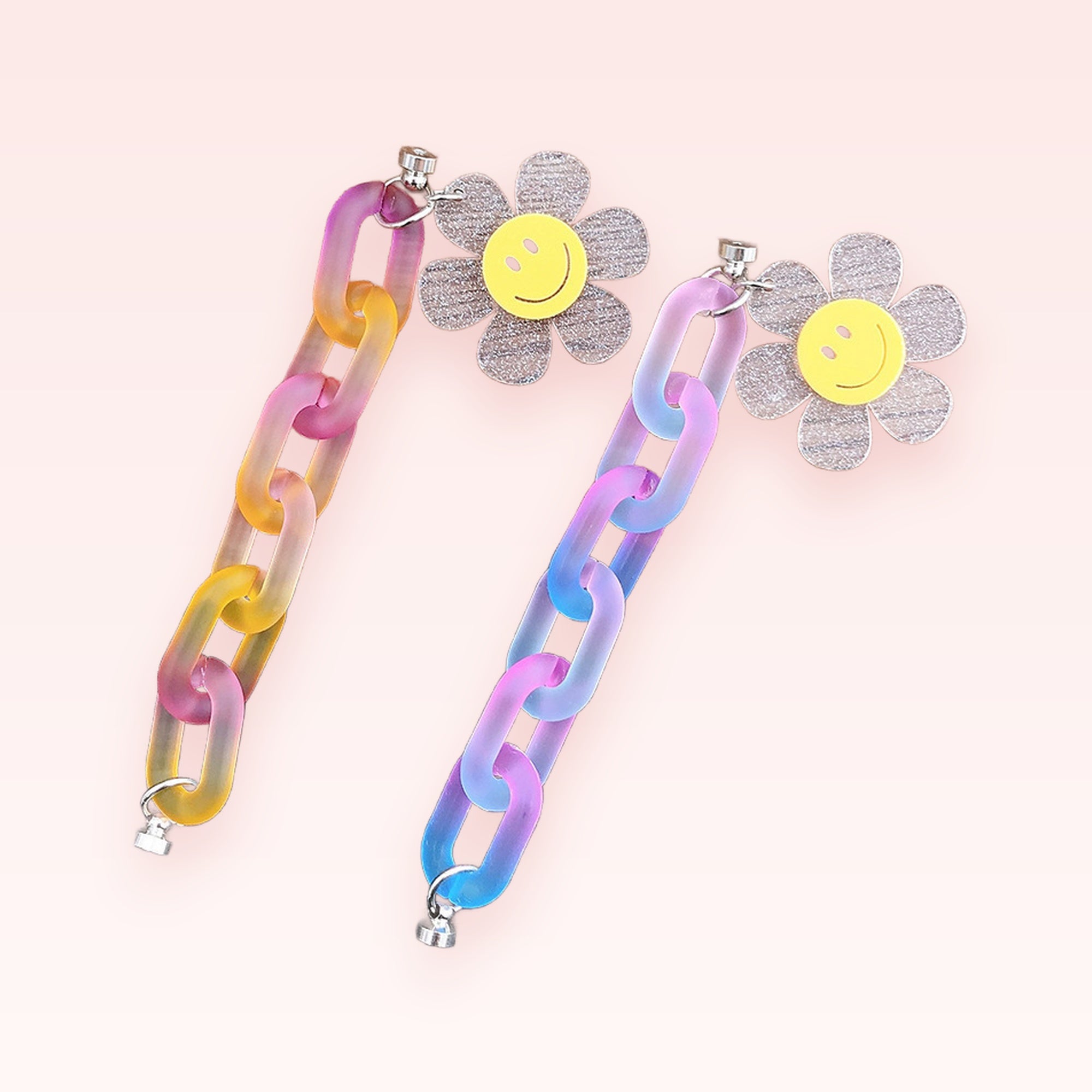 Aesthetic Frosted Ombre Chain Phone Charm | Cute Daisy Smiley Face Lanyard