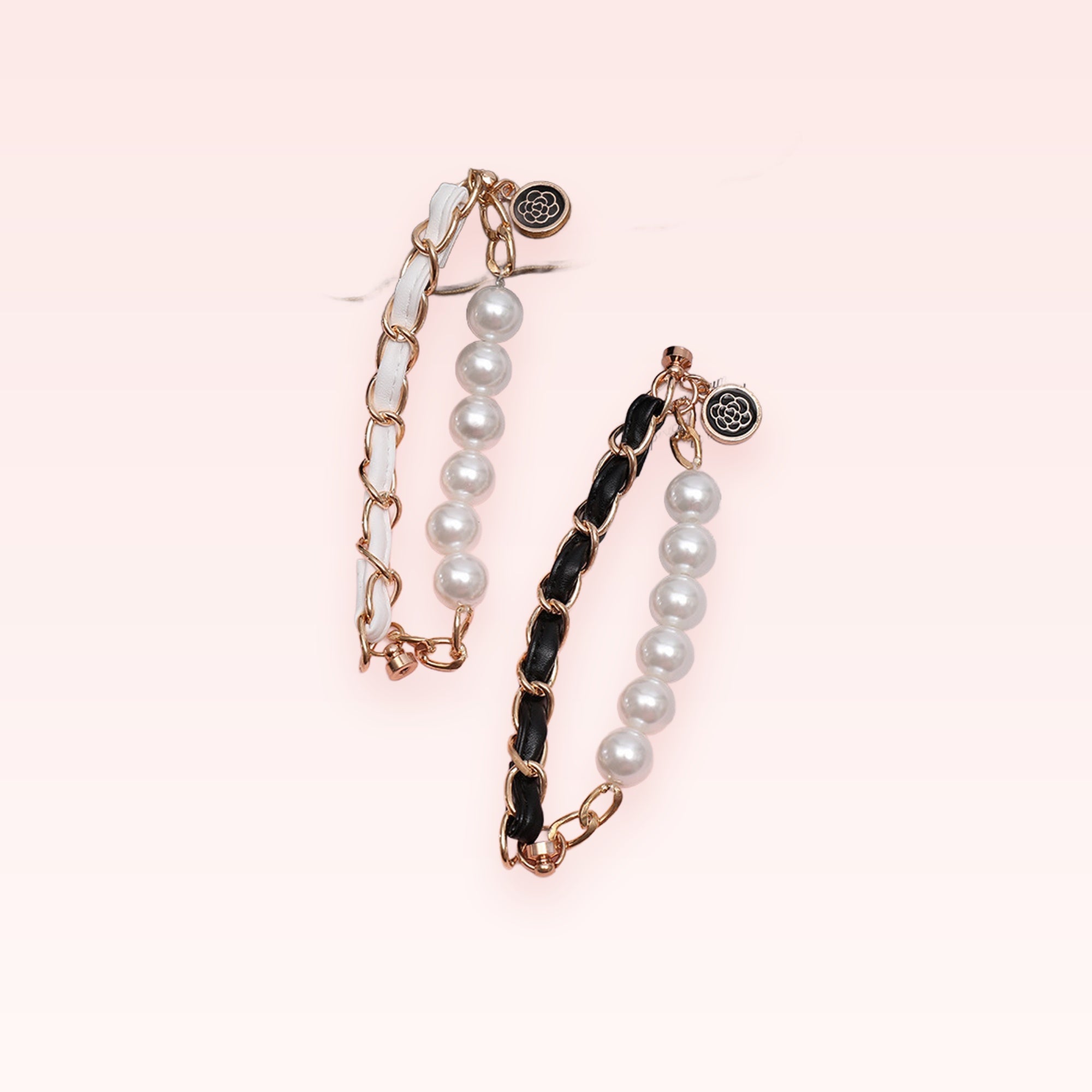 SIMPLYBUBBI Phone Charm #0270