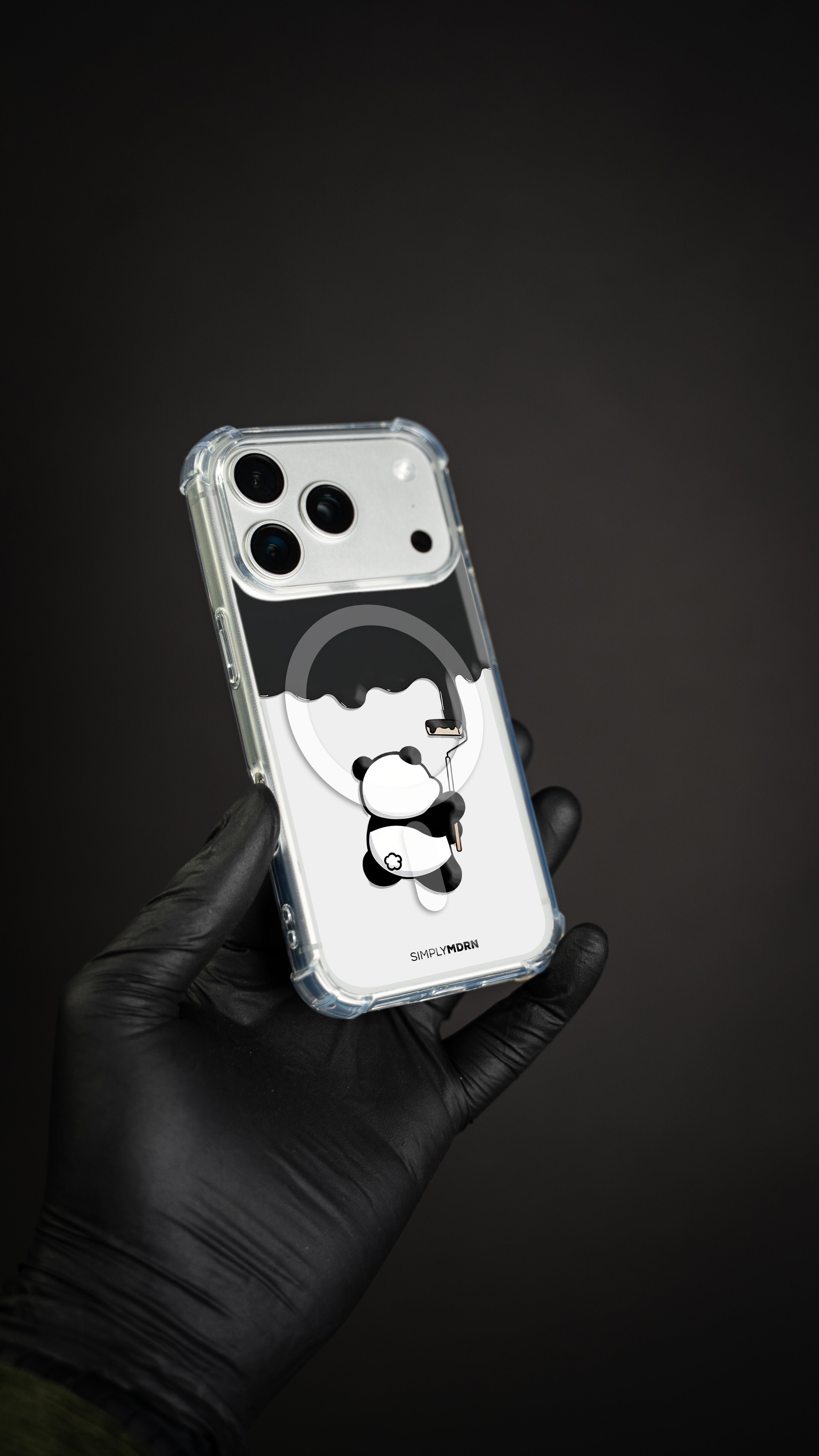 PAINT PANDA [CLEAR MAGSAFE]
