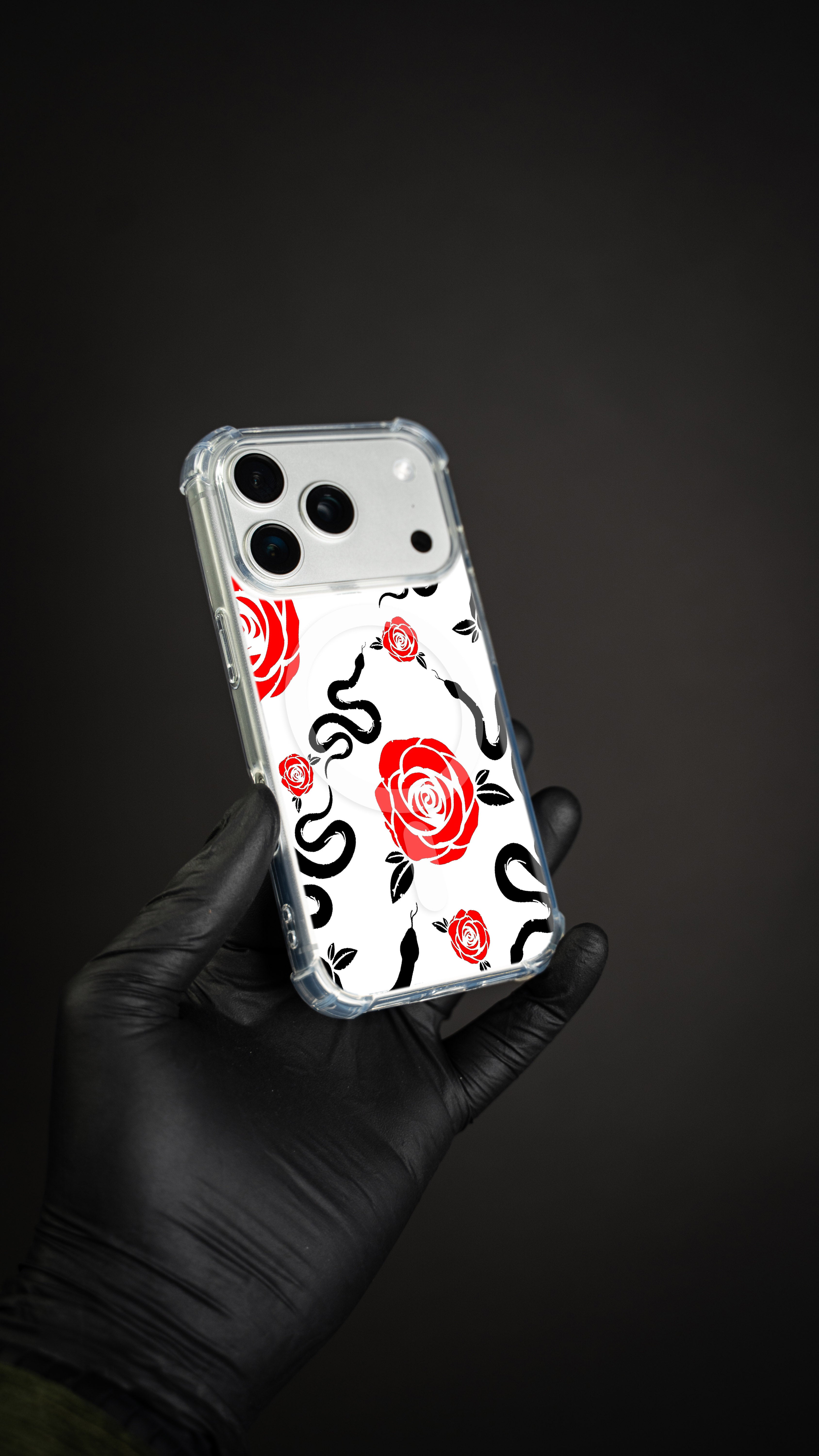 SNAKES AND ROSES [CLEAR MAGSAFE]