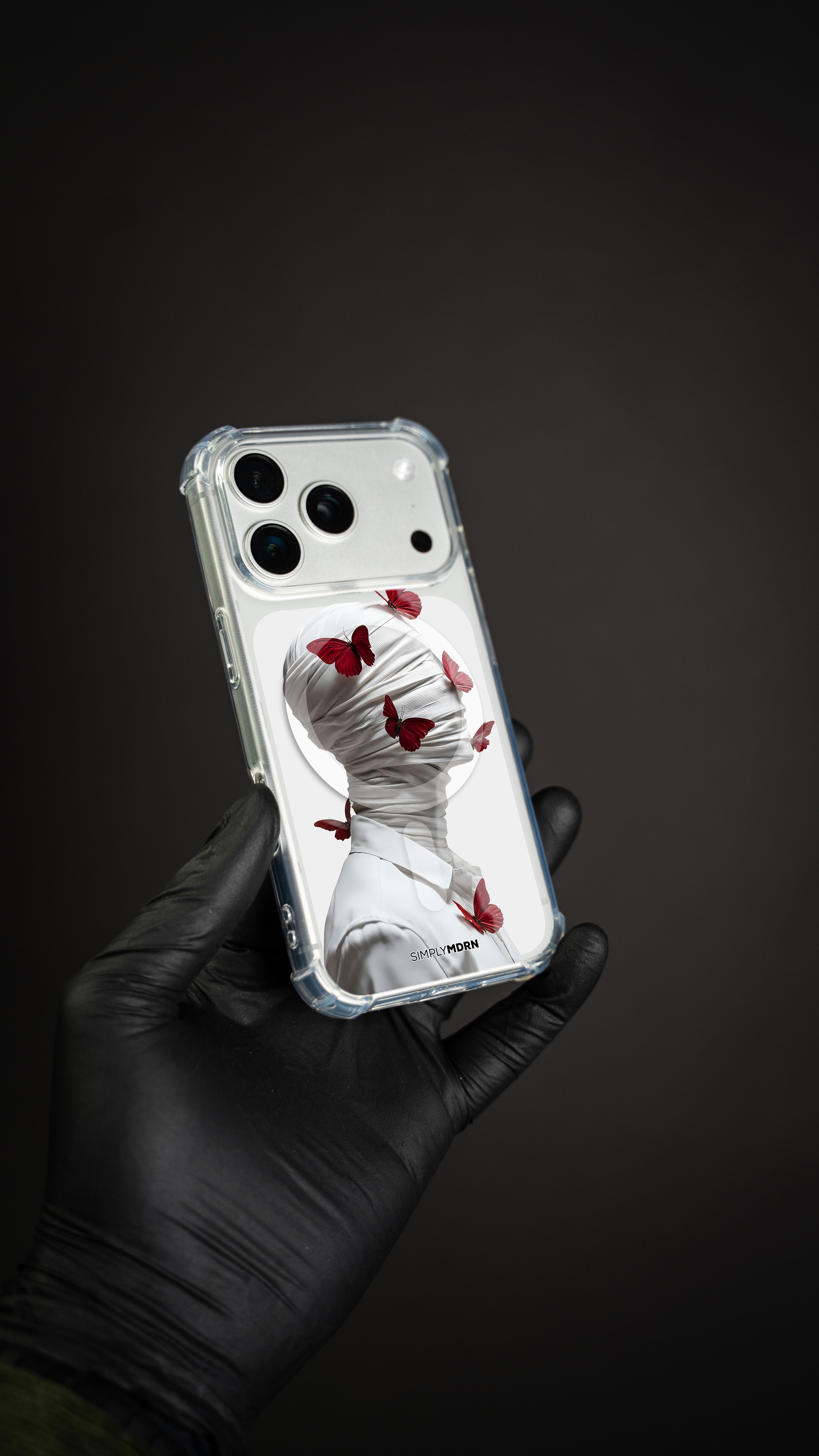 WRAPPED IN BLOOM [CLEAR MAGSAFE]