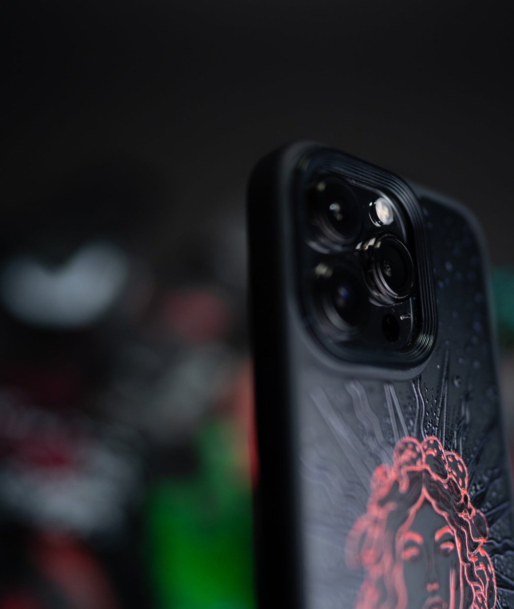 ILIOS TOUGH iPhone Case