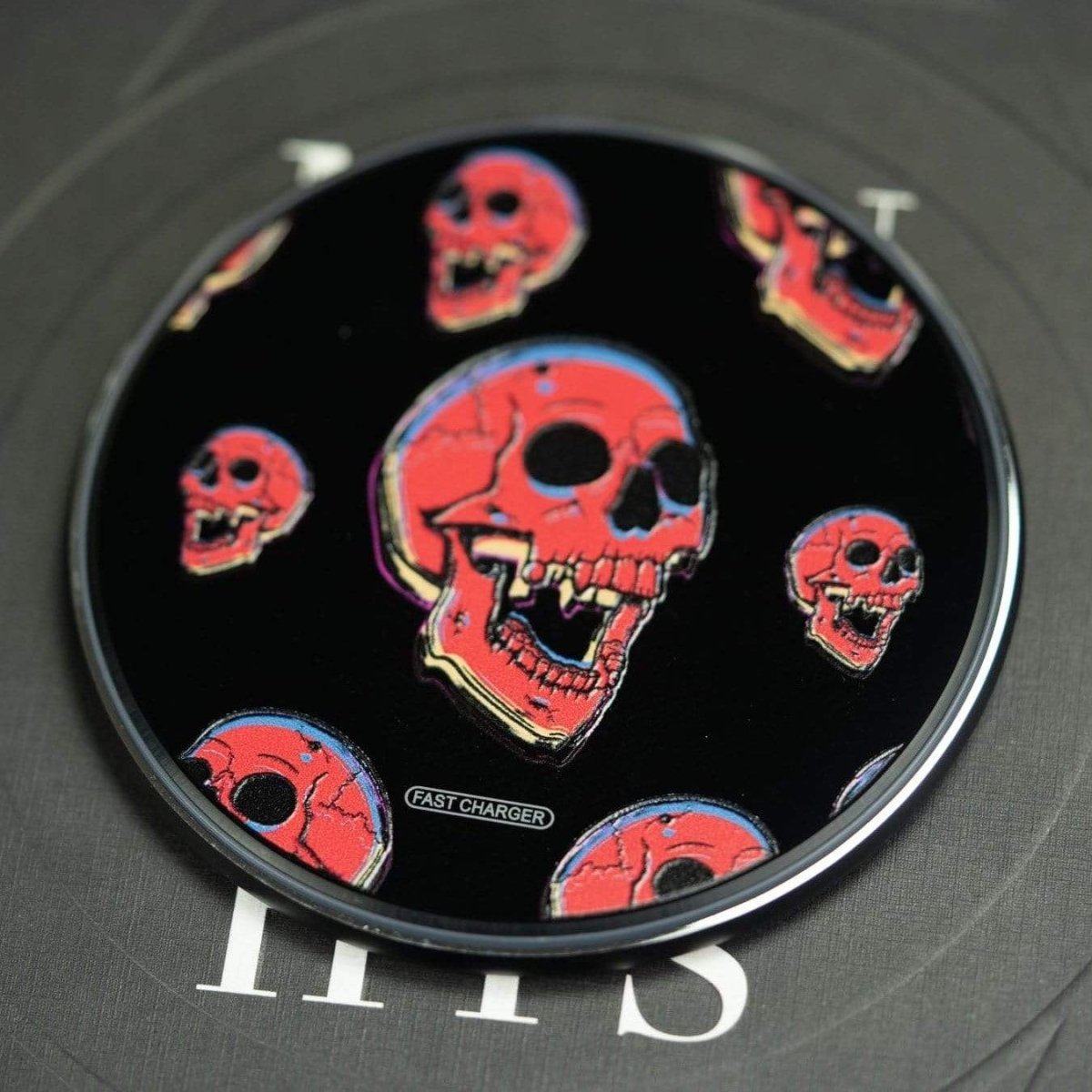 Skulz Wireless Phone Charger